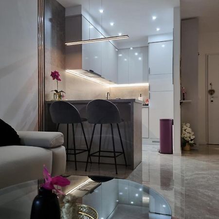 Apartment "50 Shades" With Balcony And Free Parking In The Garage Zadar Buitenkant foto