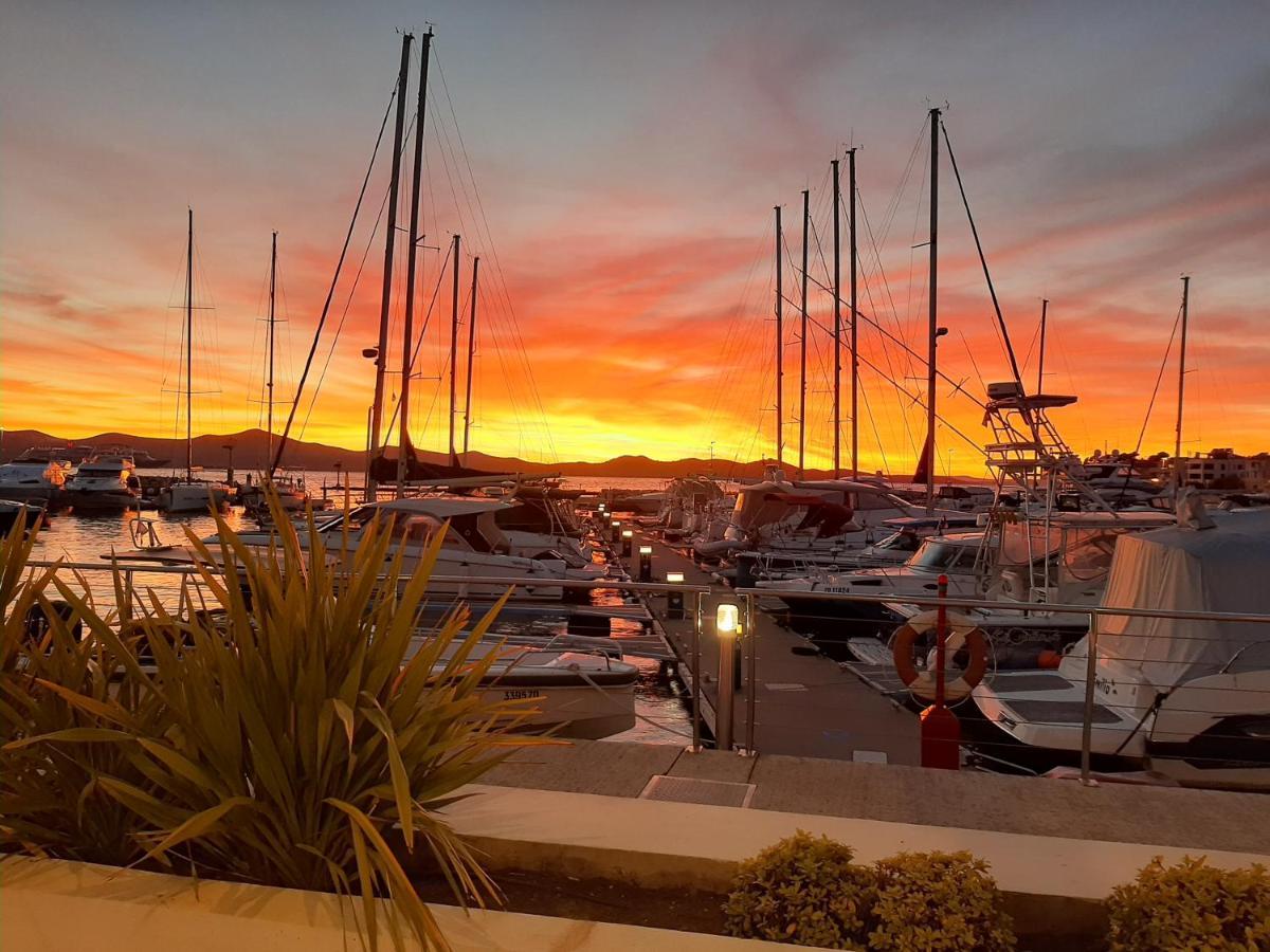 Apartment "50 Shades" With Balcony And Free Parking In The Garage Zadar Buitenkant foto