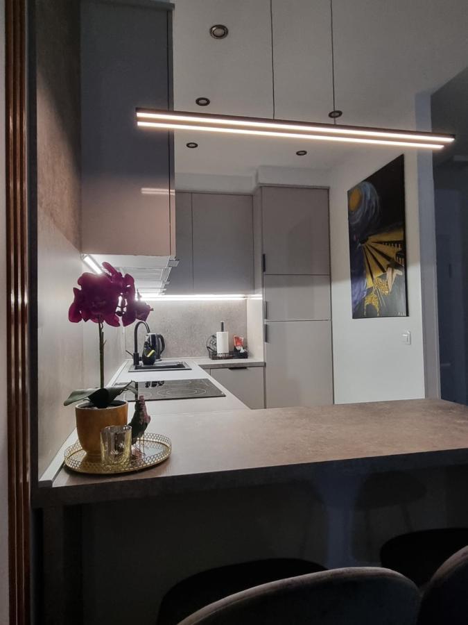 Apartment "50 Shades" With Balcony And Free Parking In The Garage Zadar Buitenkant foto